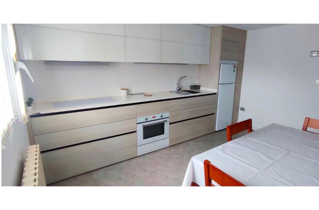 Acogedor Atico Cerca Del Mar By Bebalmy Apartment O Grove Exterior photo